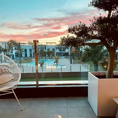 Casa Noyas Oasis Apartment *
